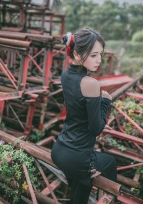 戴口罩的男子明明不想谈恋爱动漫_BD英语HD高清在线观看